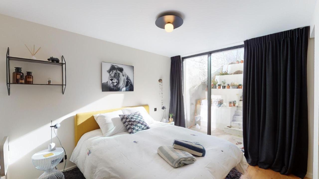 Suite Lumineuse A Saint-Gilles Bagian luar foto